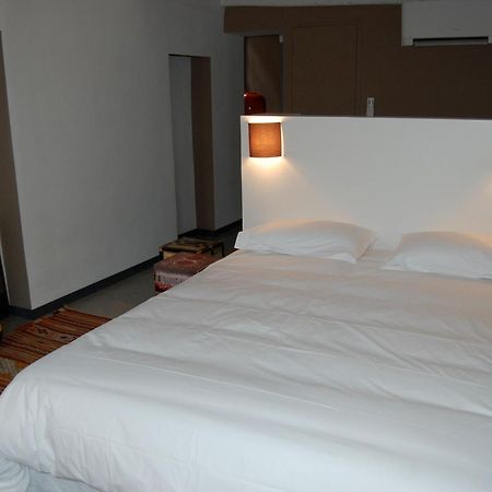 Hotel Le 2 à Vence Extérieur photo